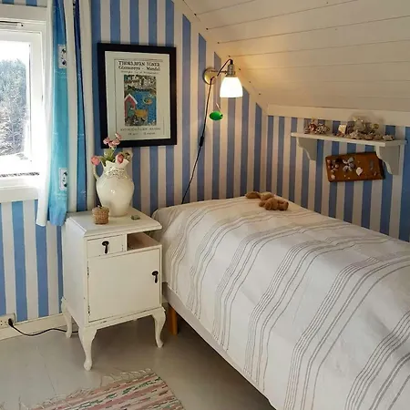 Private With Panoramic Views In Lillesand Ferienhaus